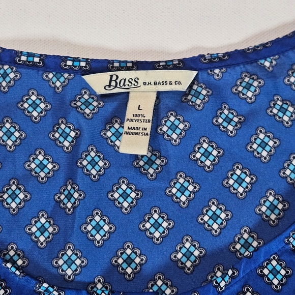 G.H. Bass Shirt Womens Large Blue Geometric Pintuck Cap Sleeve Button Front - Picture 4 of 4